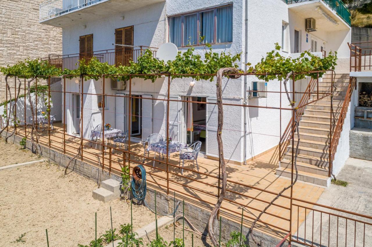 Rooms Sani Brela Exterior photo