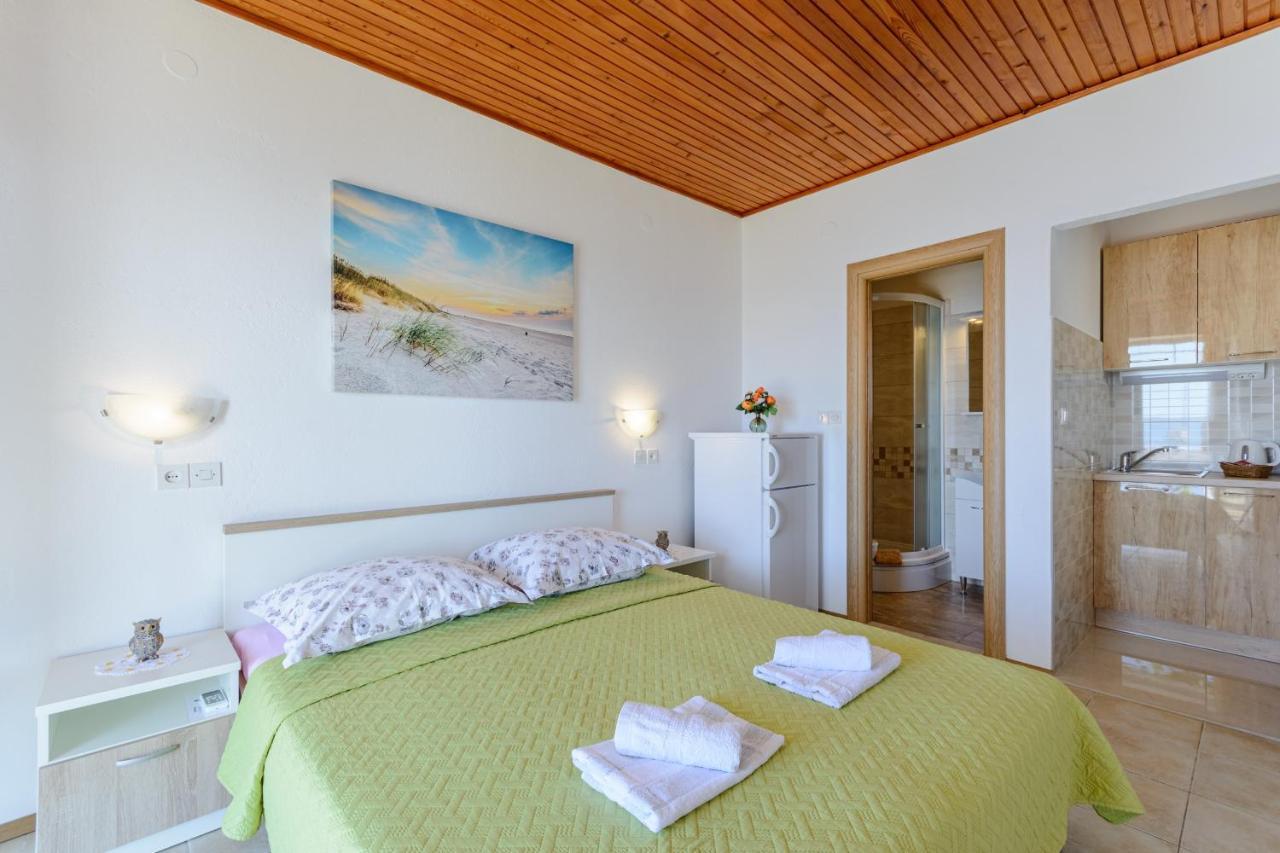 Rooms Sani Brela Exterior photo
